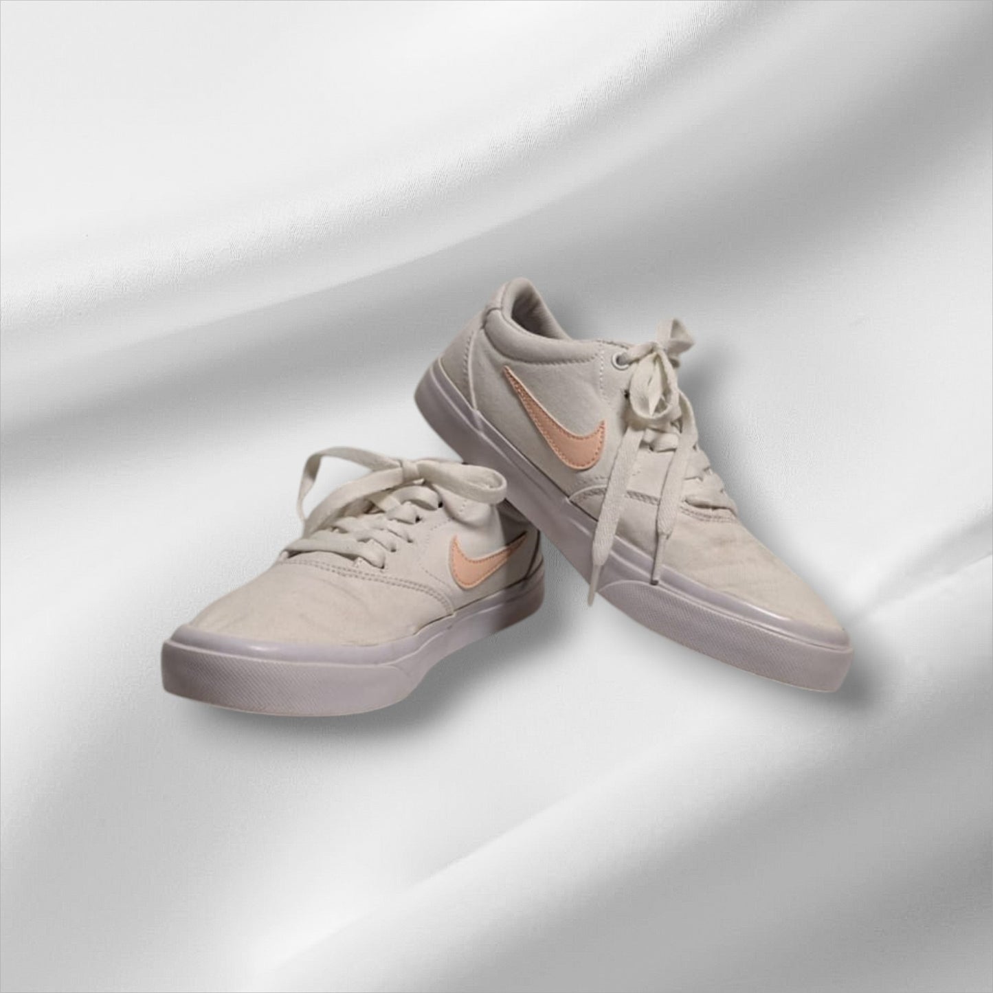 Nike Sneaker 38 Weiss