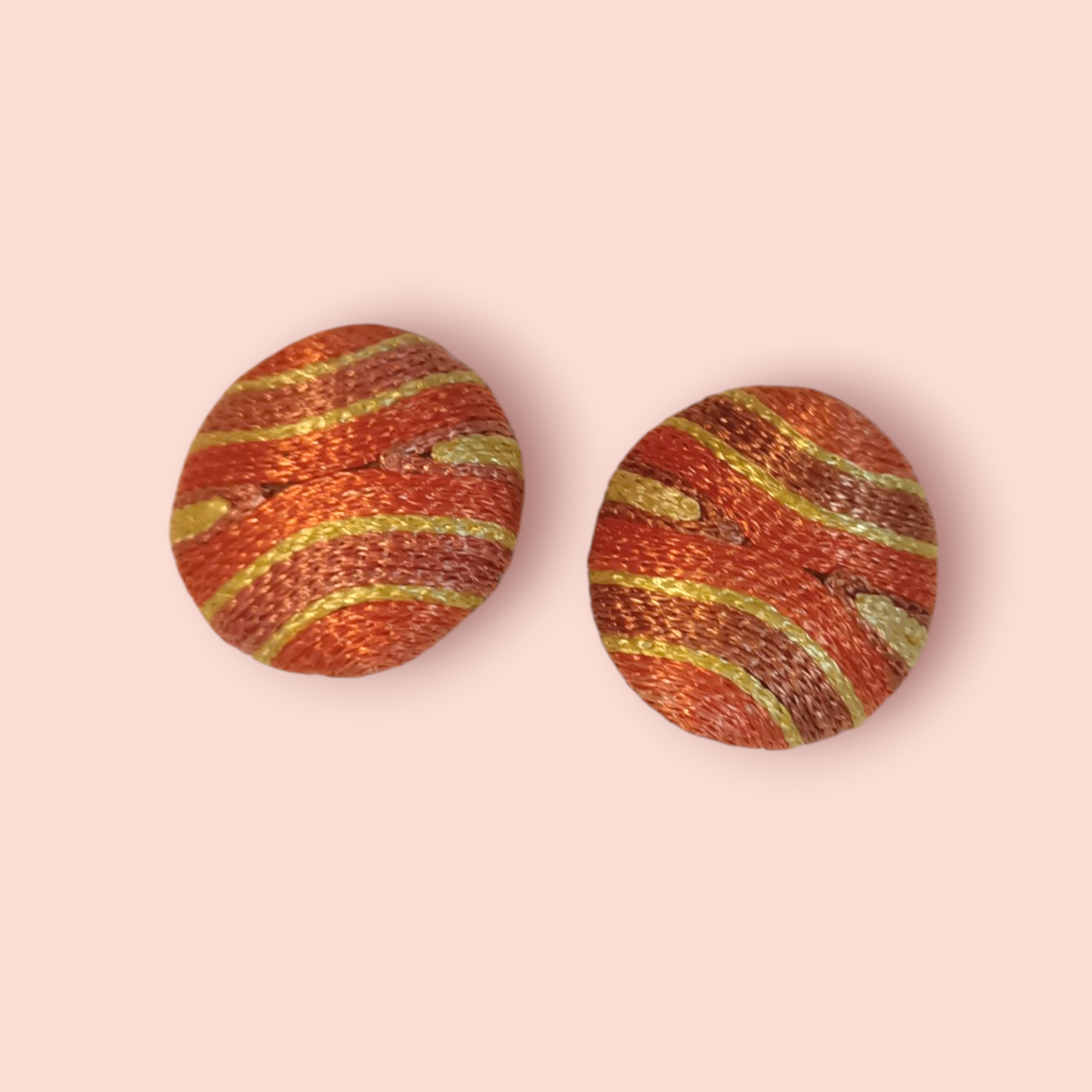 Vintage Ohrringe Klipp Orange mit gelben und braunen Akzenten