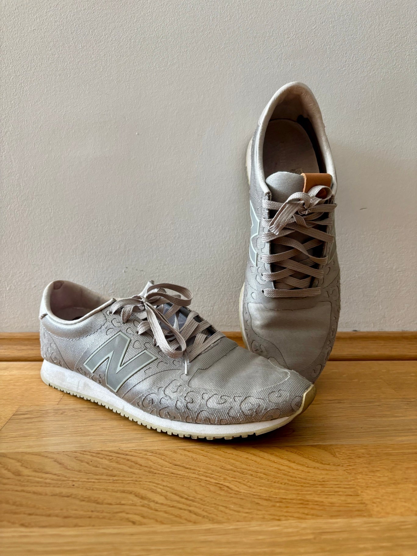 New Balance 420 Sneakers 41 Silber