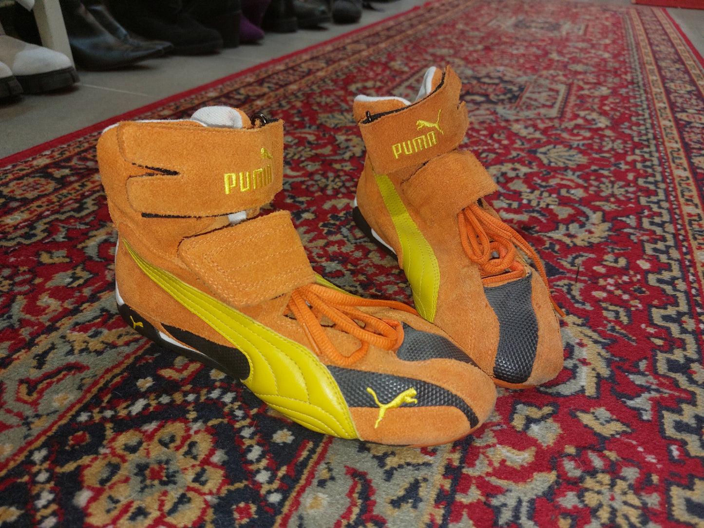 Puma Schuhe 38-39 Orange, Schwarz, Gelb