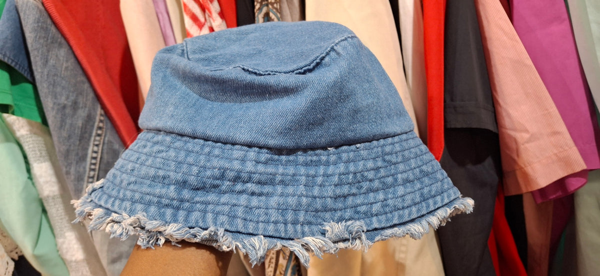 Jeans Hut L Blau