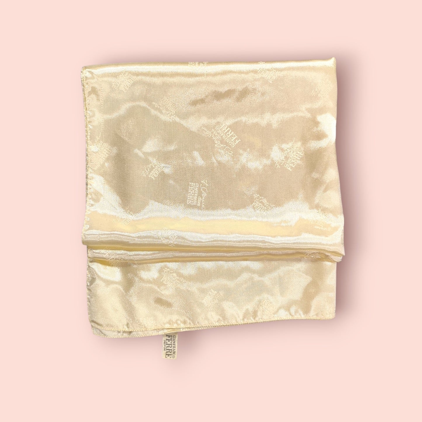 GIANFRANCO FERRE Tuch Gelb (Polyester)