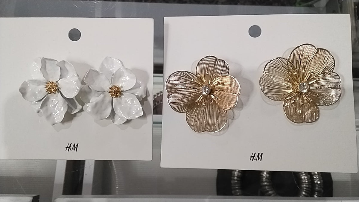 H&M Ohrringe Gold und Weiß