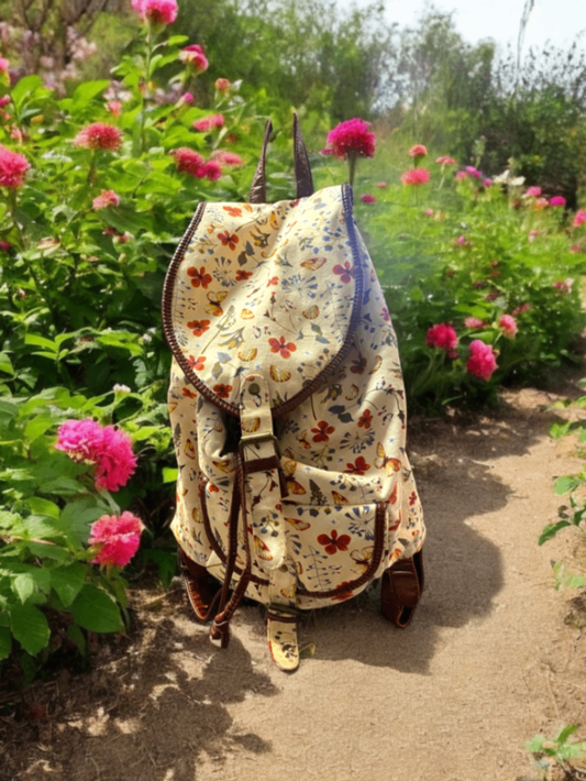 Clockhouse Rucksack Beige mit floralem Muster