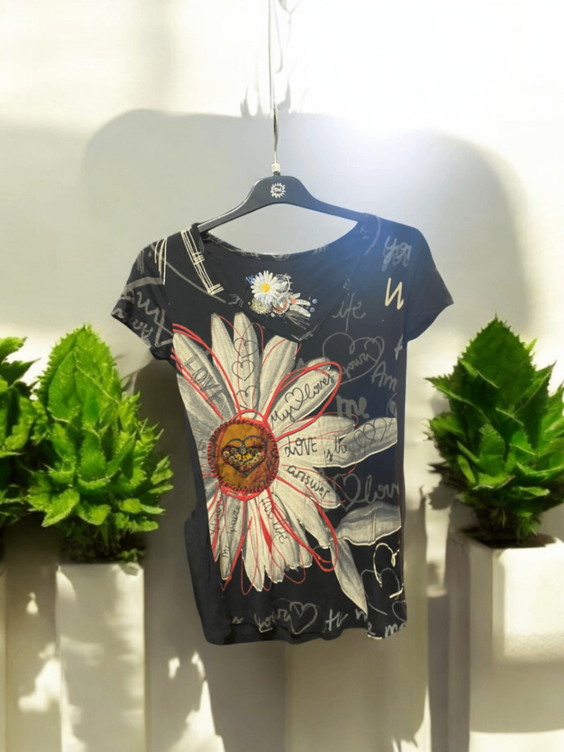 Desigual T-Shirt XS Schwarz mit buntem Blumenmuster