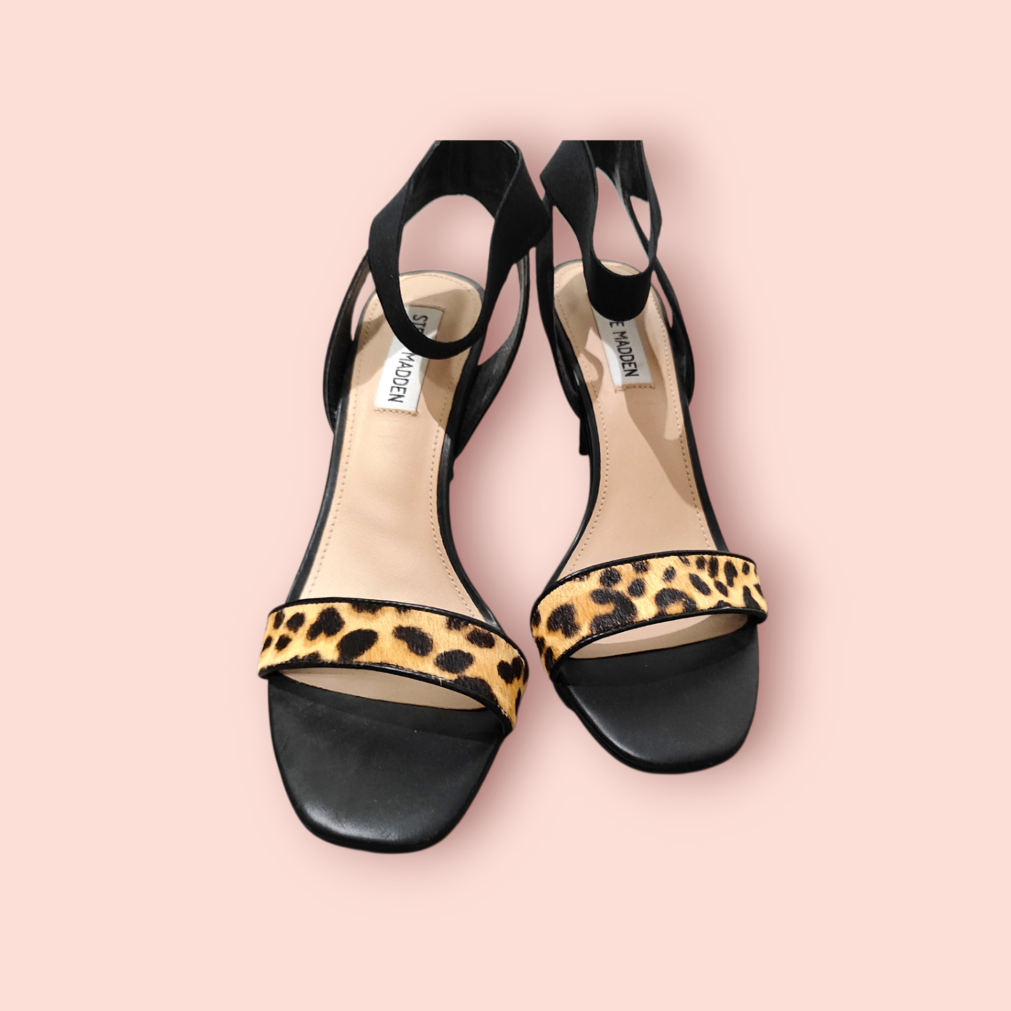 Steve Madden Sandalen 38 Beige und Schwarz mit Leo-Muster