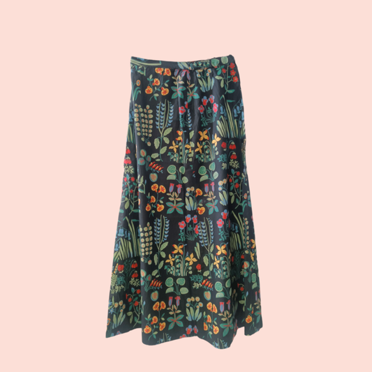 Rock M Schwarz mit Blumen