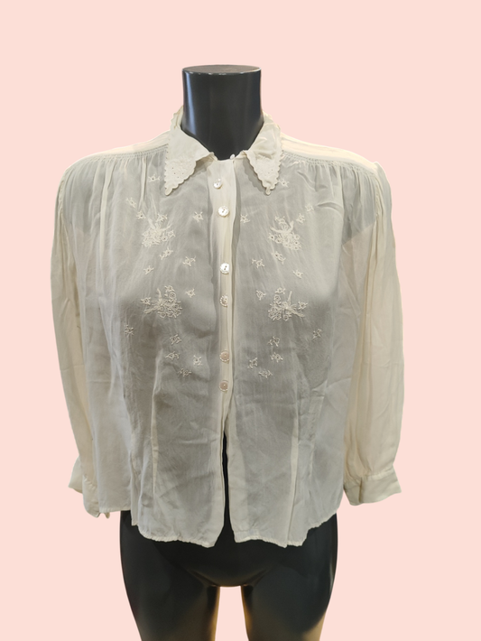 Vintage Bluse mit Stickerei S/M Einfärbig