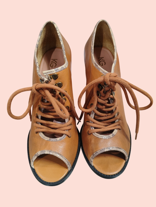 KG Pumpschuhe 41 Braun