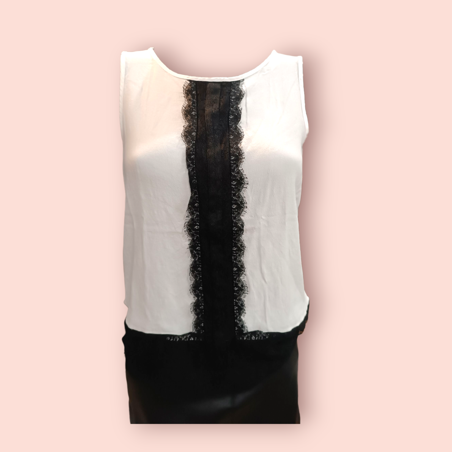 Morgan Top M/L Weiß mit schwarzem Spitzenstoff
