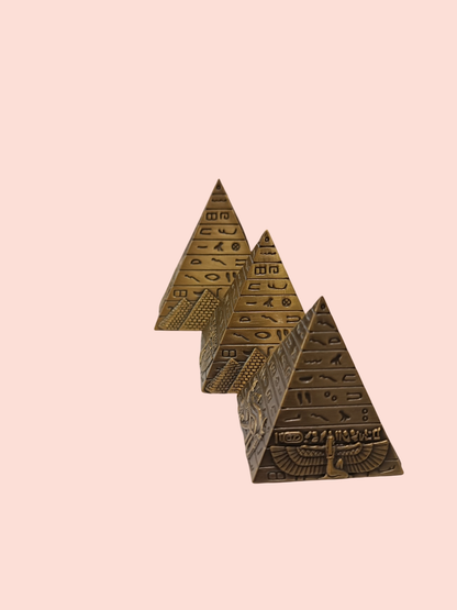 Dekoartikel Pyramiden (Gold mit Hieroglyphen Muster)