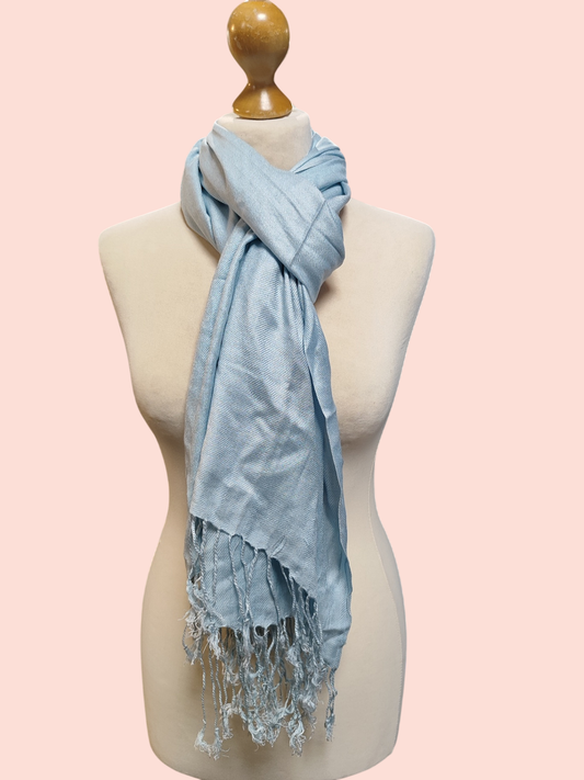 Schal Hellblau