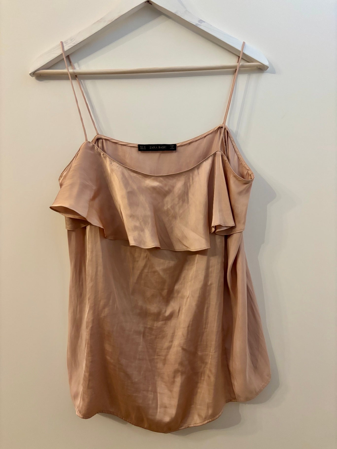 Zara Satin-Trägershirt M Hautfarbe