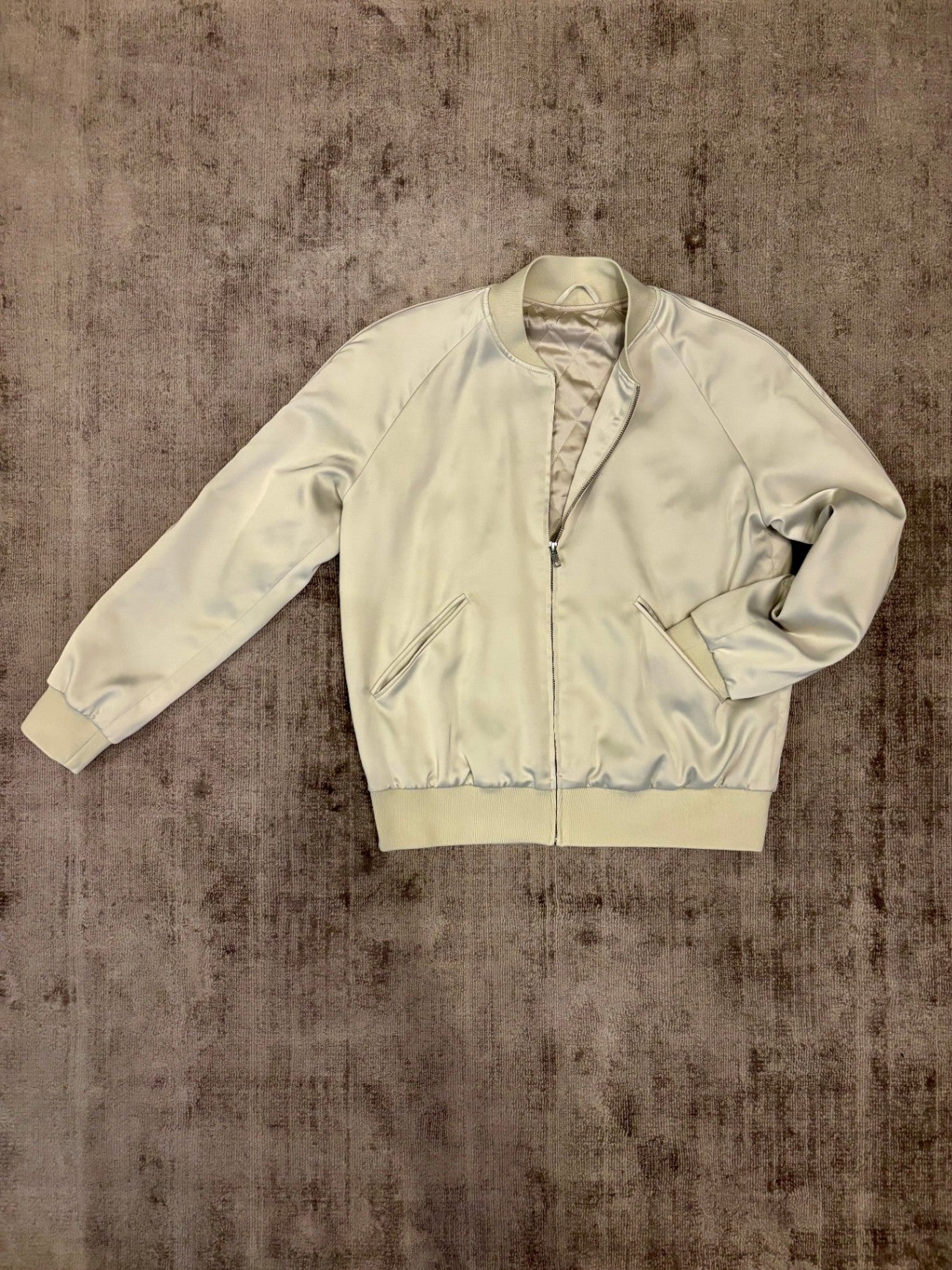 &OtherStories Satin Bomerjacke 36 Creme - gefüttert