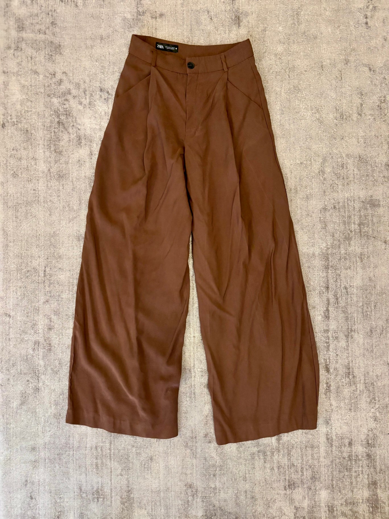Zara weite Stoffhose S Braun