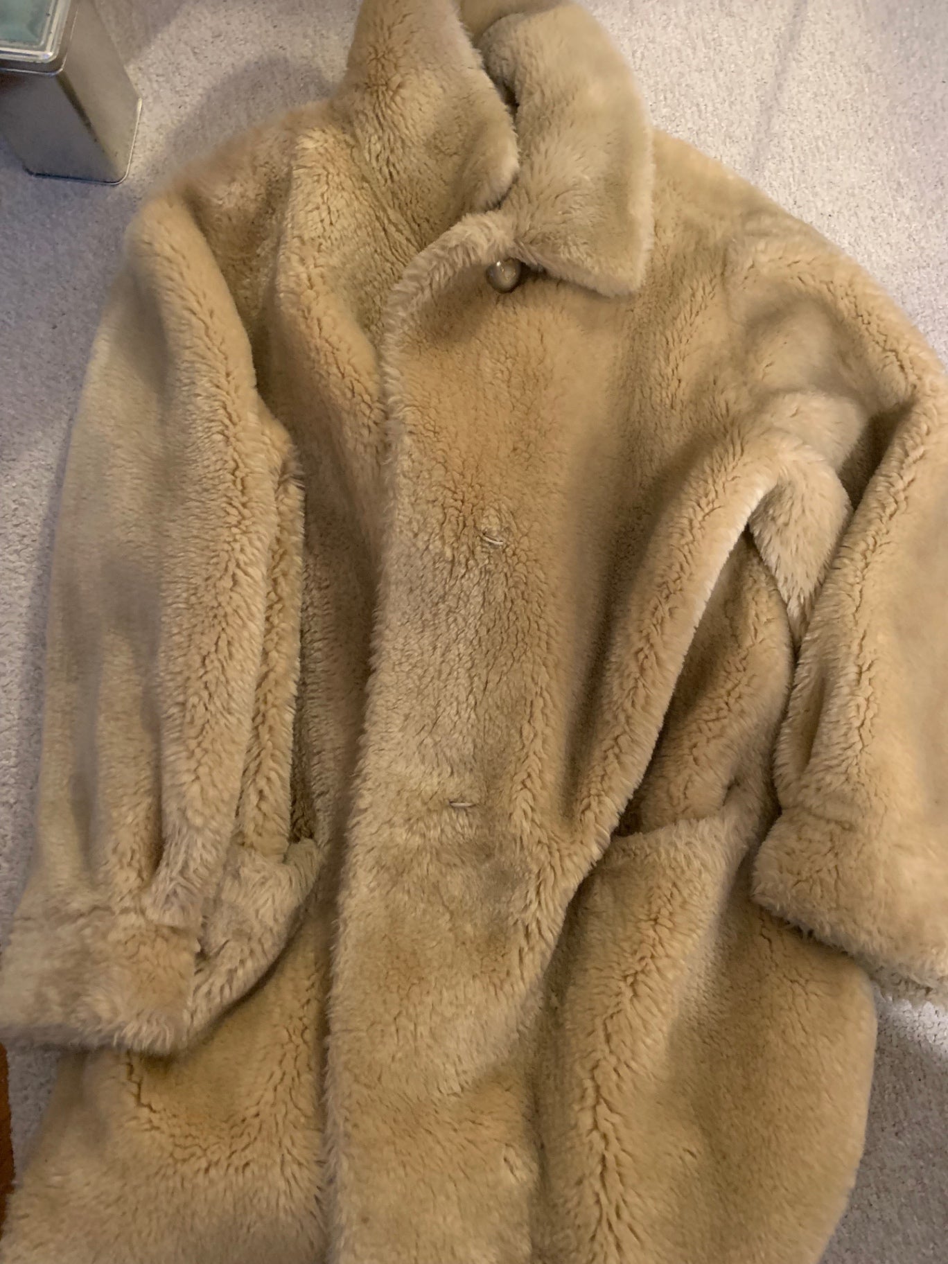 Alexandra Jacke L Beige