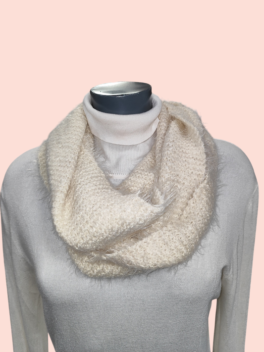 Schal/Koop Cremefarben