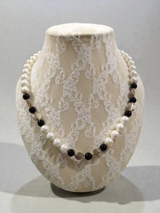 Muschelkernperle und Onyx Halskette Weiß, Schwarz