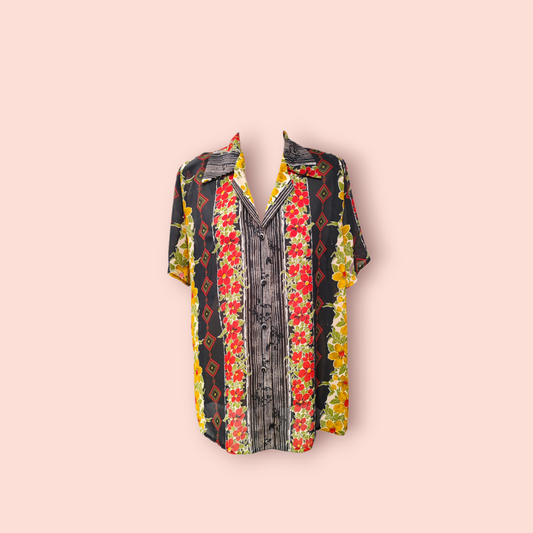 Hemd L/XL Schwarz mit Blumenmuster (Rot, Grün, Gelb)