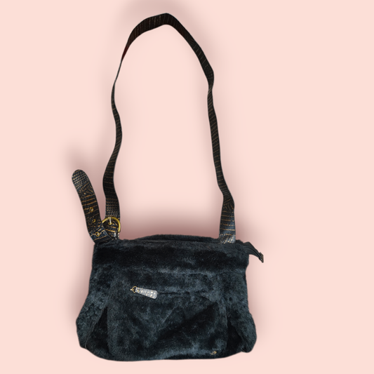 Kunstpelztasche Schwarz
