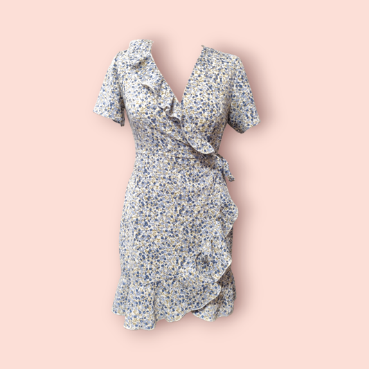 Only Kleid XS/S Weiß mit Blauen Blumen