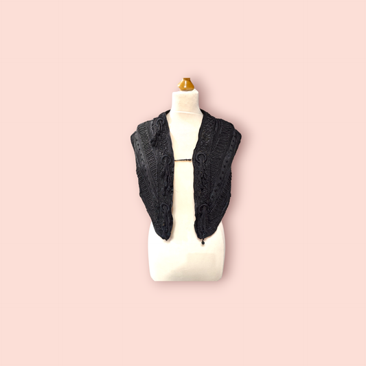 Vintage Weste schwarz mit Stickerei