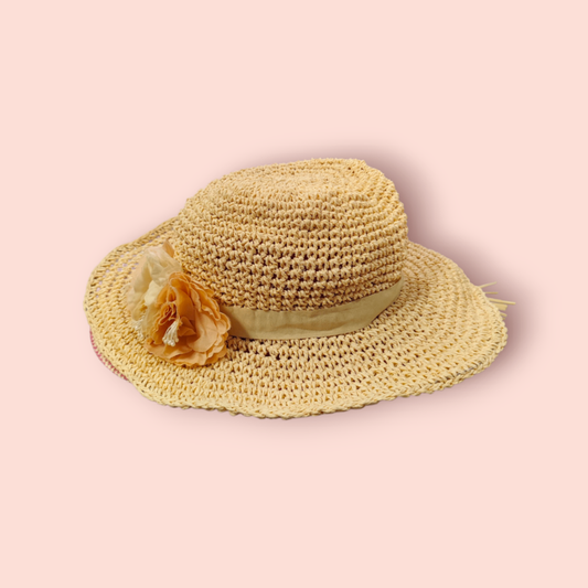 Sommerlicher Strohhut