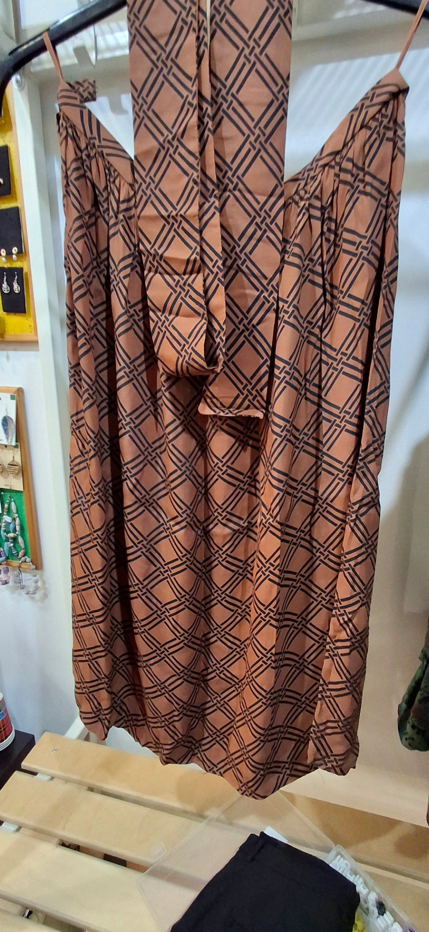 Rock L Braun mit schwarzem Muster
