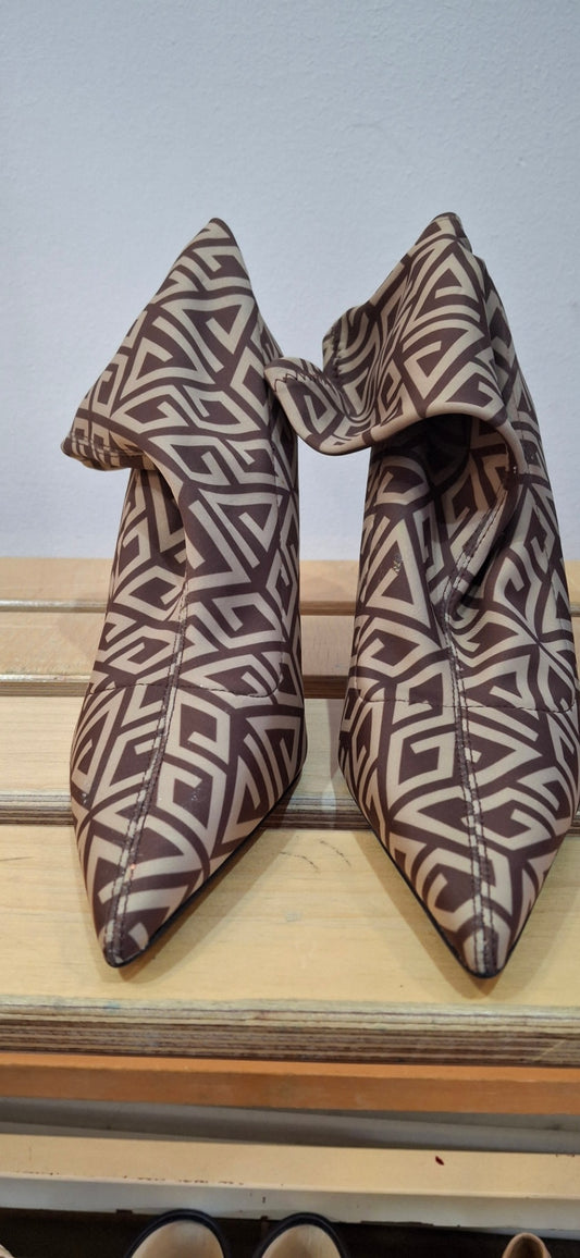 Asos Stiefel 37/38 Braun und Creme
