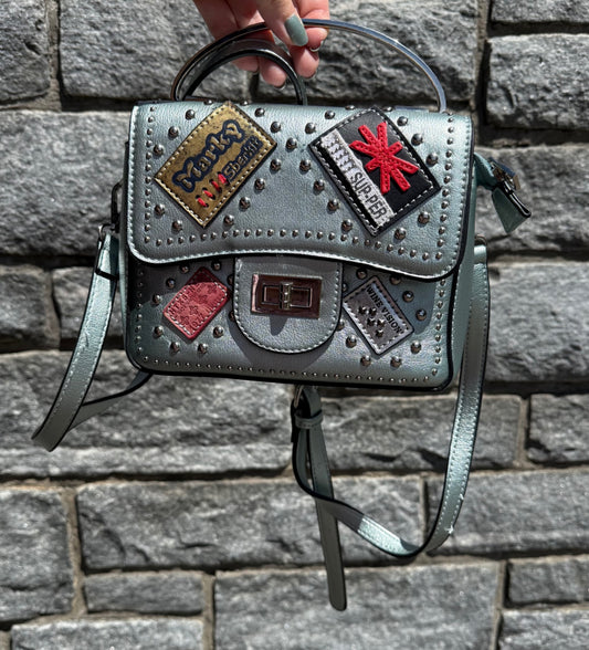 Handtasche Silber/Metallic mit Patch Design