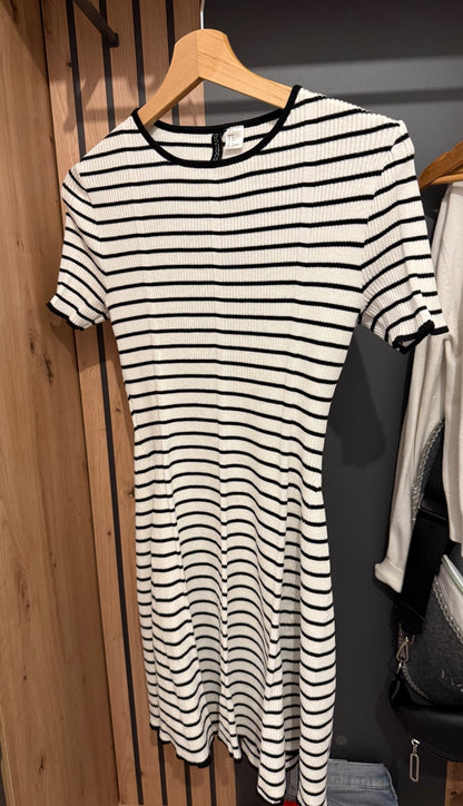 Neu Divided H&M Kleid M Weiß mit Schwarzen Streifen