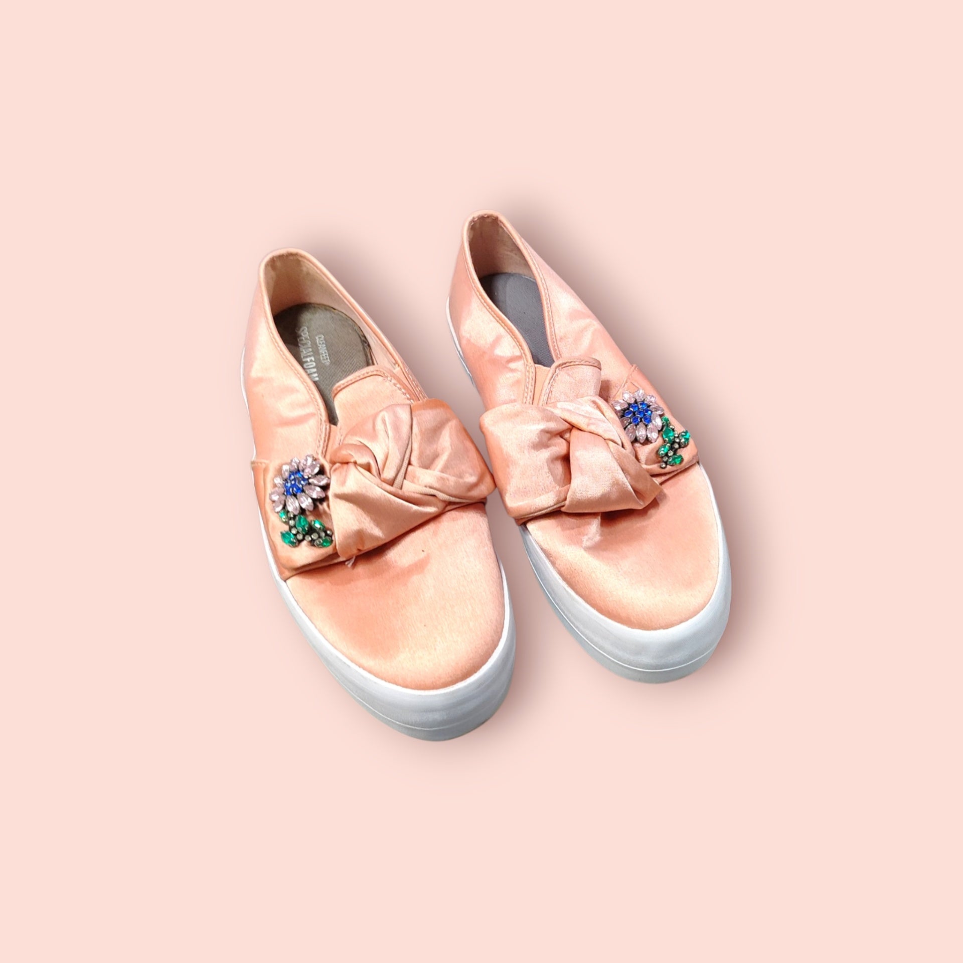 Turnschuhe 39-40 Pfirsich