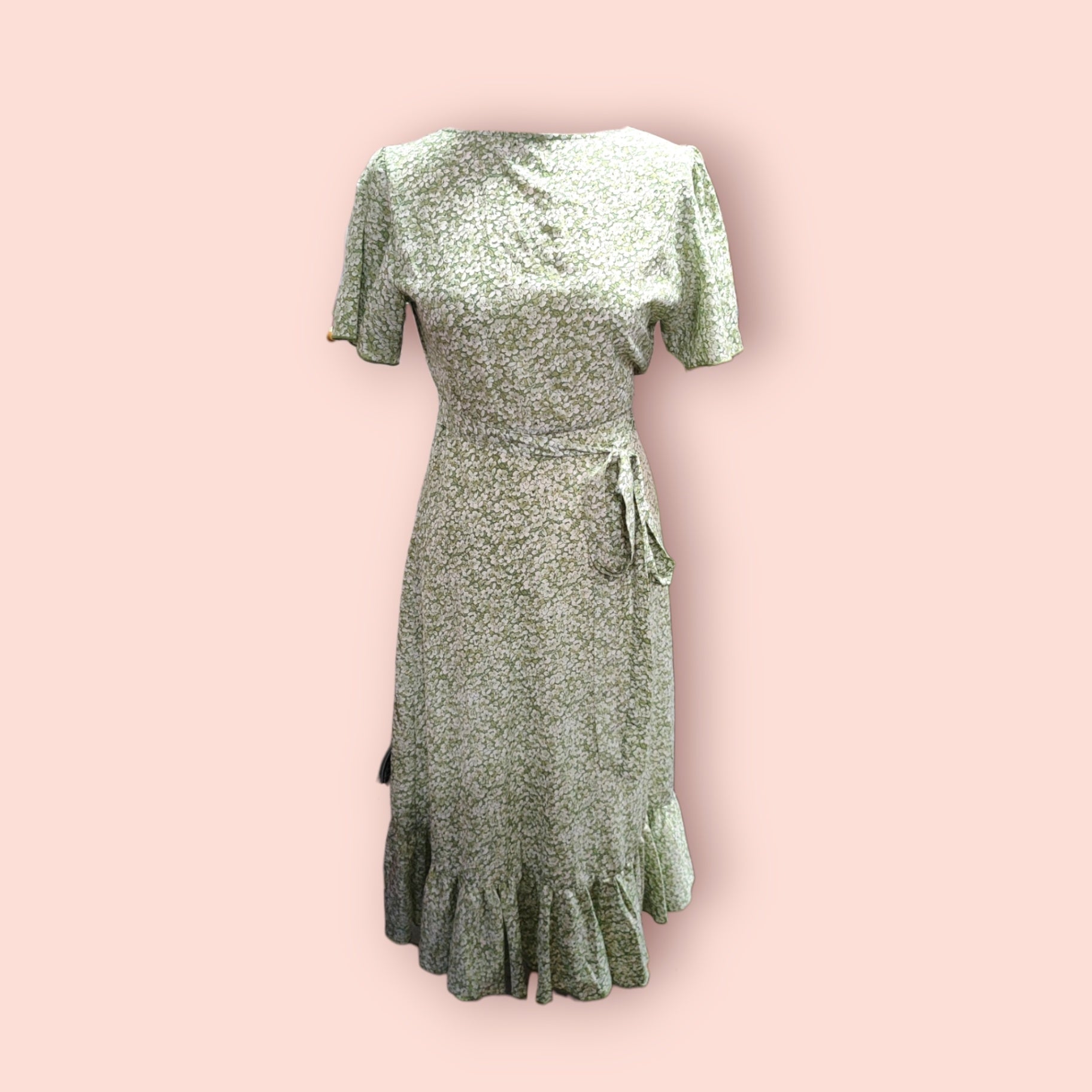 Kleid M Grün und Weiß