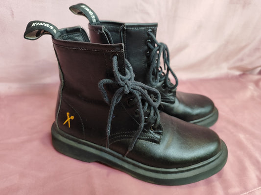 King55 Stiefel 38 Schwarz