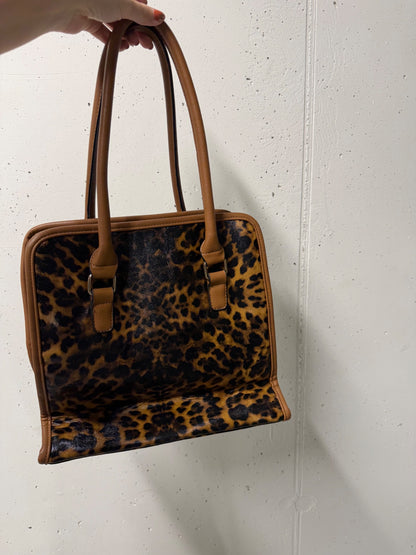Handtasche Schwarz mit braunem Muster