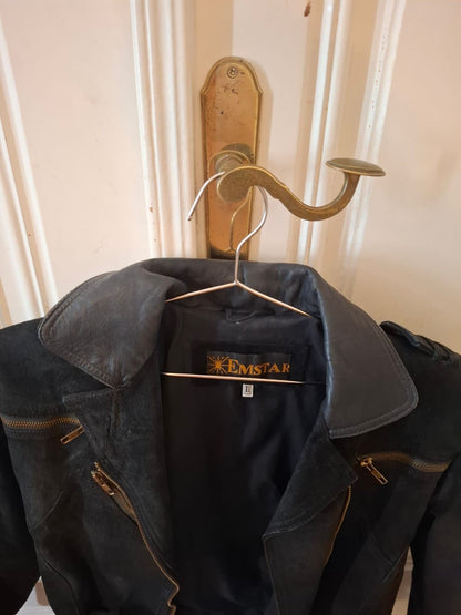 Jacke L Schwarz