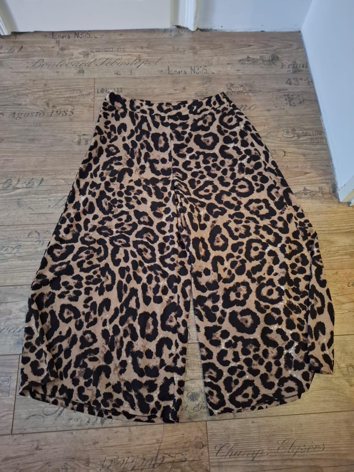 Loose Stoff Hose L-XL Beige mit schwarzem Leopardenmuster
