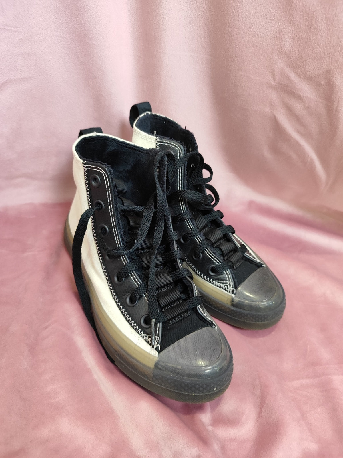 Converse Sneaker 36,5 Schwarz, Creme