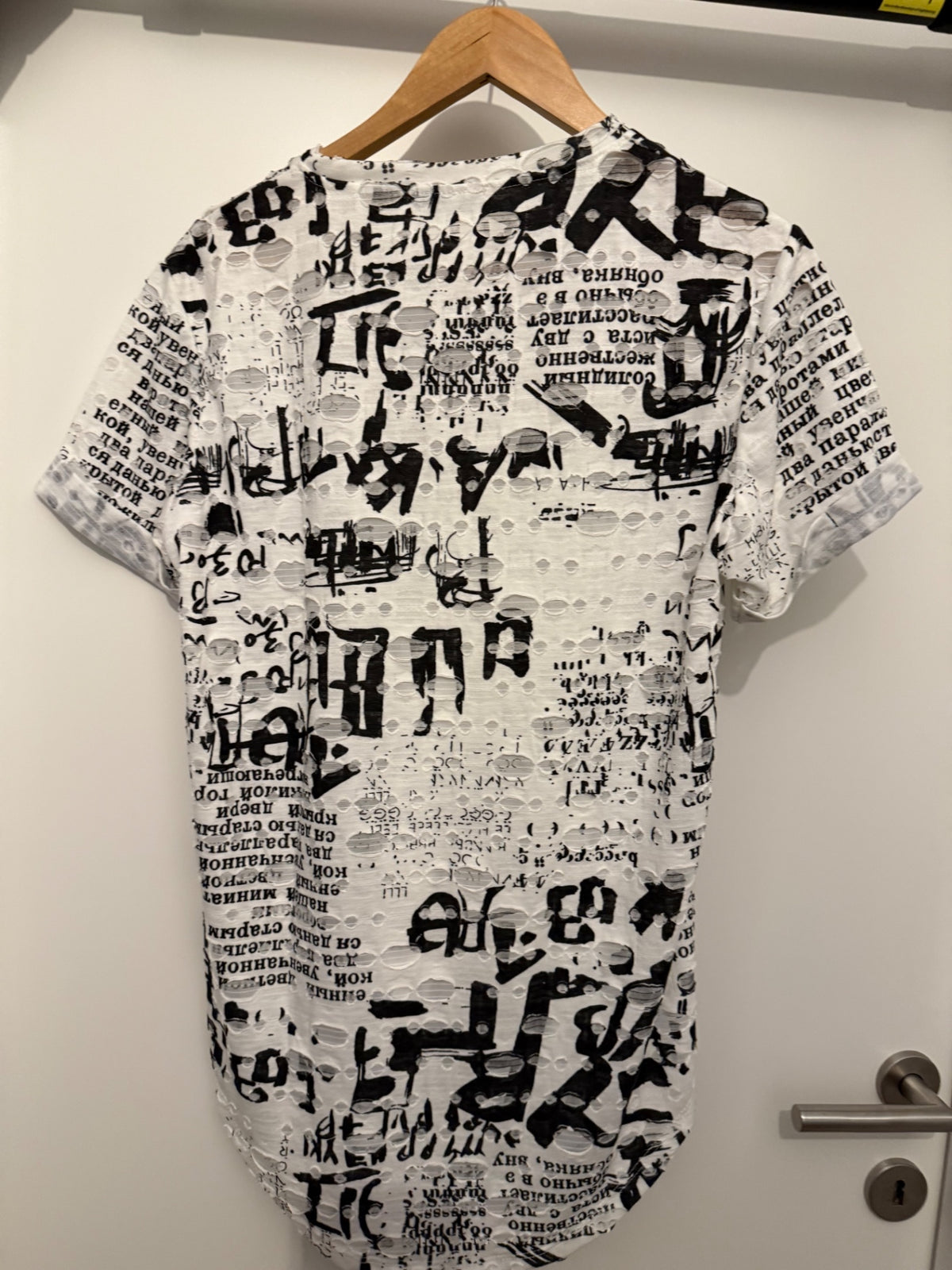 MIZU Shirt XL Schwarz und Weiß